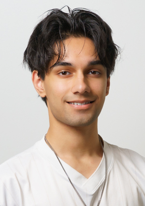 Headshot website 136