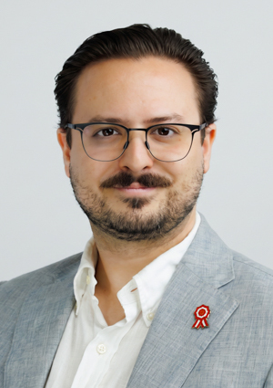 Headshot website 175