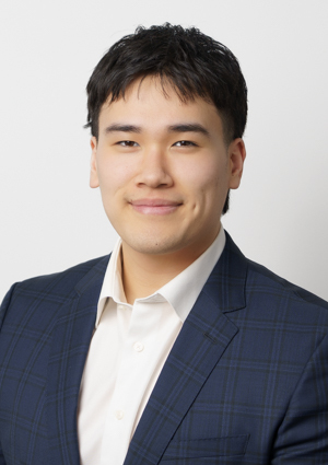 Headshot website 90